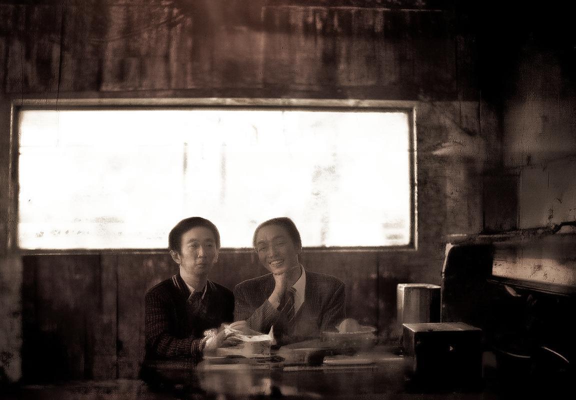 西甲巴萨哈维、曼联滕哈格与拜仁图赫尔：欧洲足坛豪门主帅的帅位危机